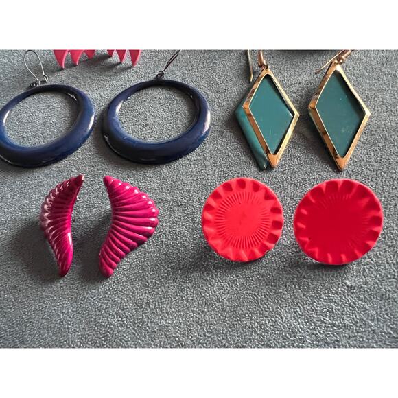 Lot of 11 Pairs Pierced Metal Statement Earrings – Vintage & Retro Bold Styles - Picture 2 of 10